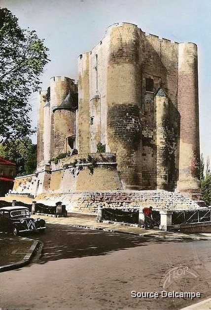 79 Niort Le Donjon.jpg